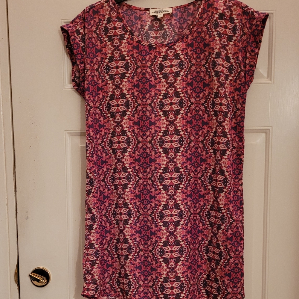 Hippie Rose burgundy cap sleeves size L